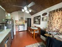 Casa y galpón en Venta - Barrio Parma. Sobre calle Urquiza