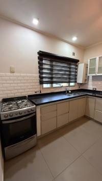 Departamento centrico, tres ambientes 