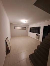 Duplex en excelente estado, listo para habitar