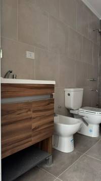 Departamentos 2 ambientes a estrenar con cochera en venta – Calle Goldaracena