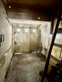 En pleno centro: cómoda casa con gran terreno y patio